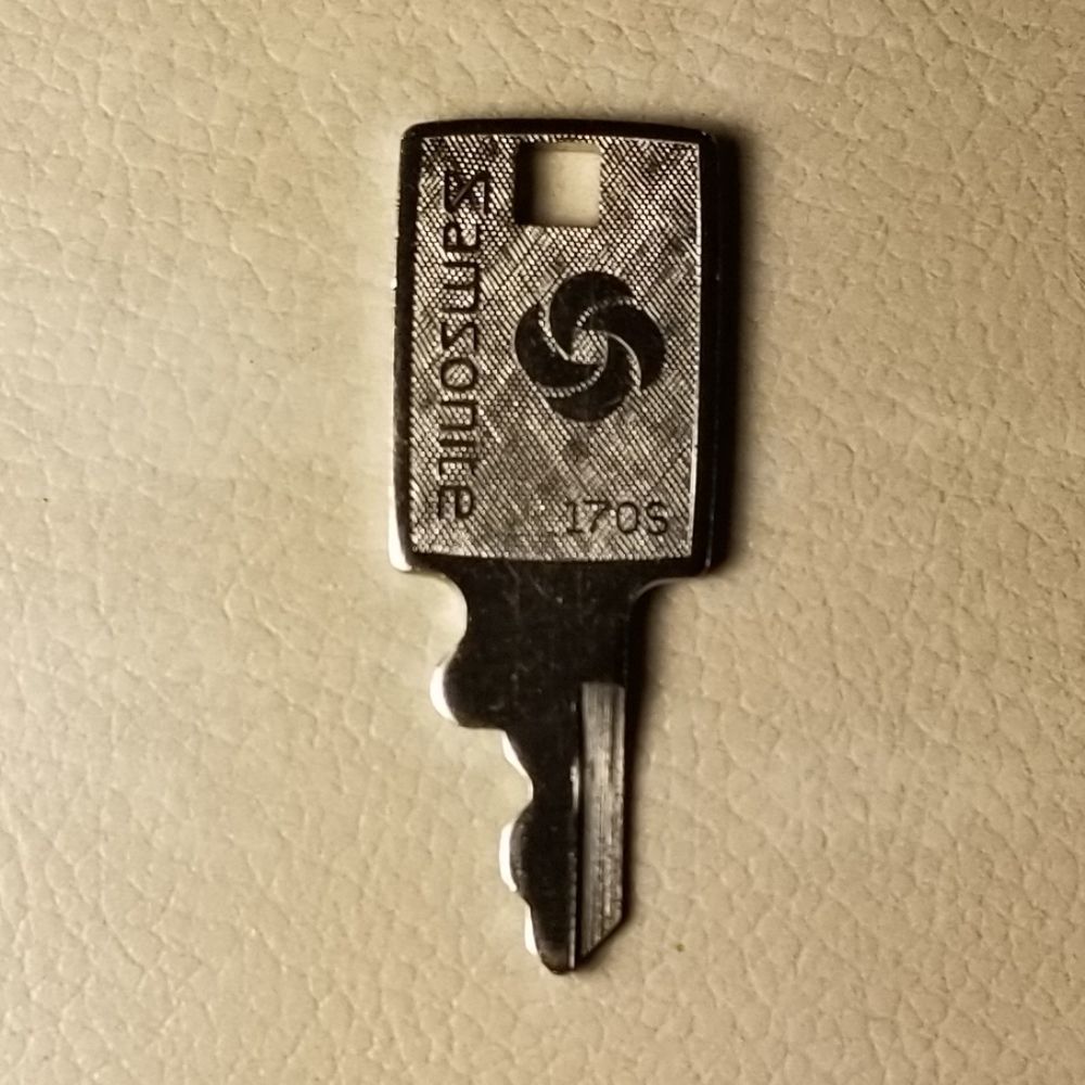 NEW Samsonite Luggage Key for Vintage Makeup Cases & Luggage